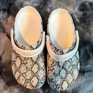 CROCS Black and White Slippers with Perforated Design